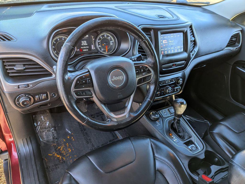 used 2019 Jeep Cherokee car, priced at $15,995