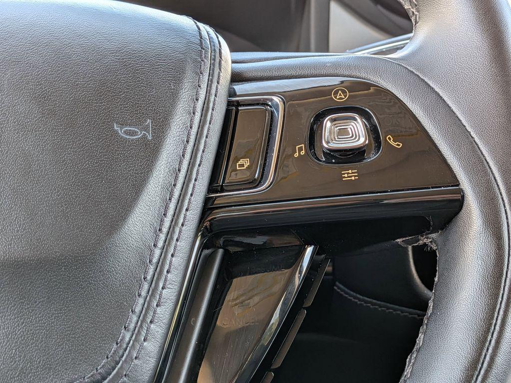 used 2024 Lincoln Aviator car, priced at $43,995
