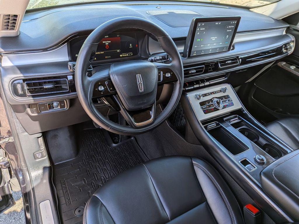 used 2024 Lincoln Aviator car, priced at $43,995