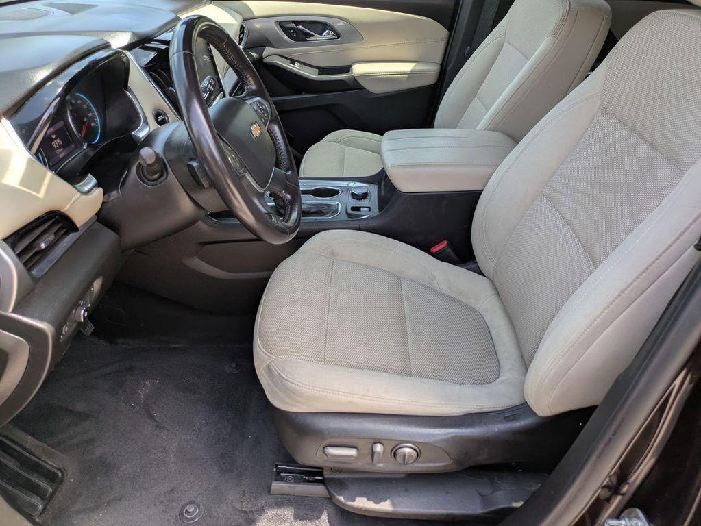 used 2022 Chevrolet Traverse car, priced at $21,595