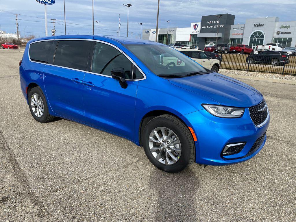 new 2026 Chrysler Pacifica car, priced at $49,500