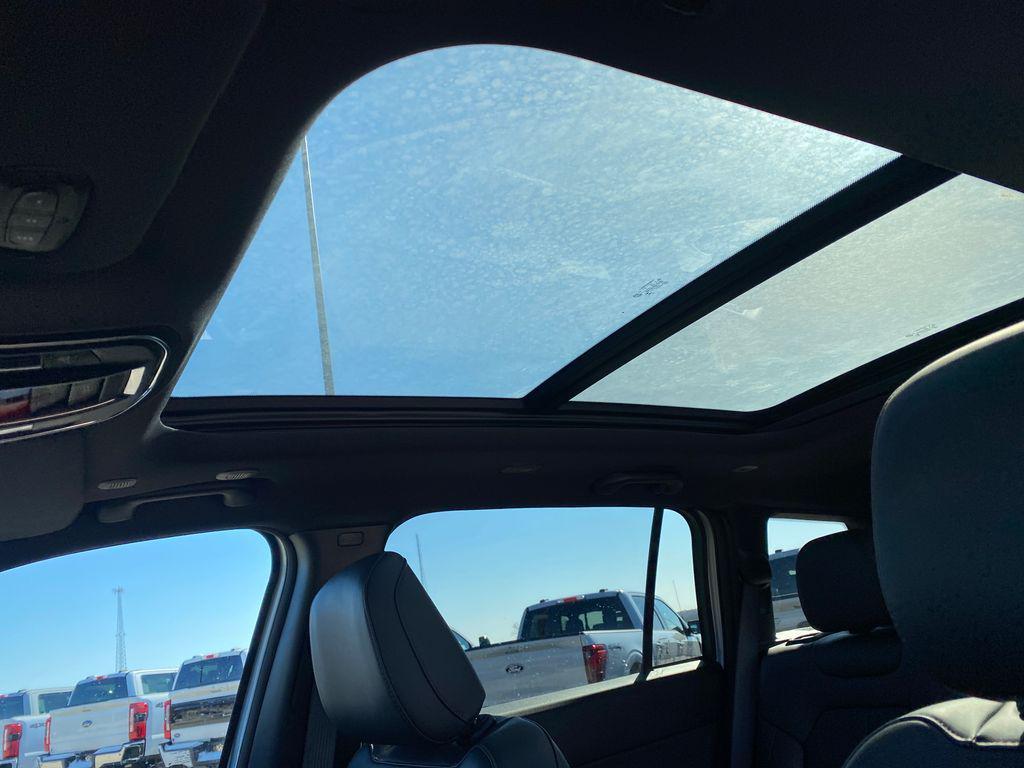 new 2026 Jeep Cherokee car, priced at $46,810