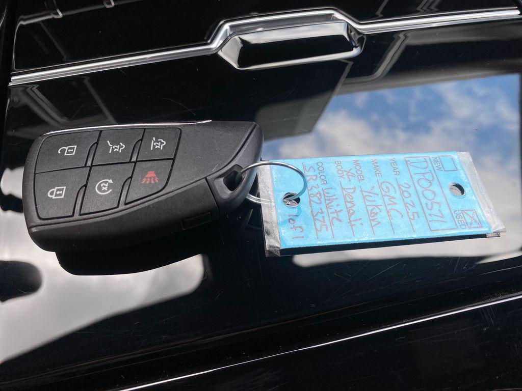 used 2025 GMC Yukon XL car, priced at $69,990