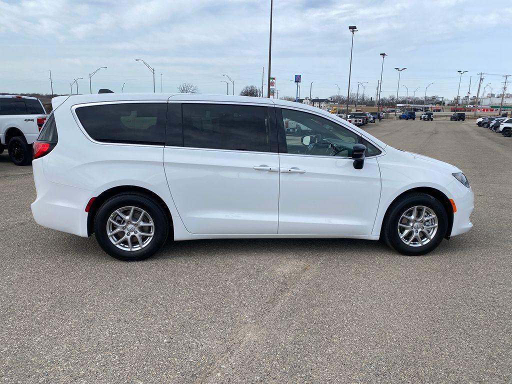 new 2026 Chrysler Voyager car, priced at $43,115