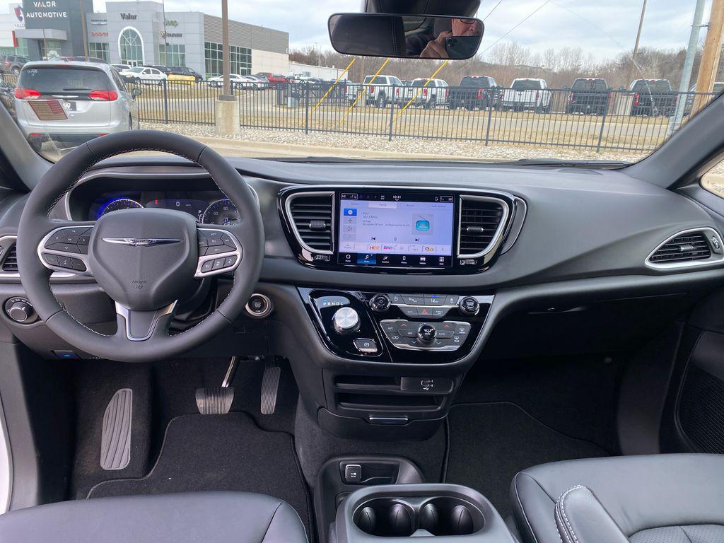 new 2026 Chrysler Voyager car, priced at $43,115