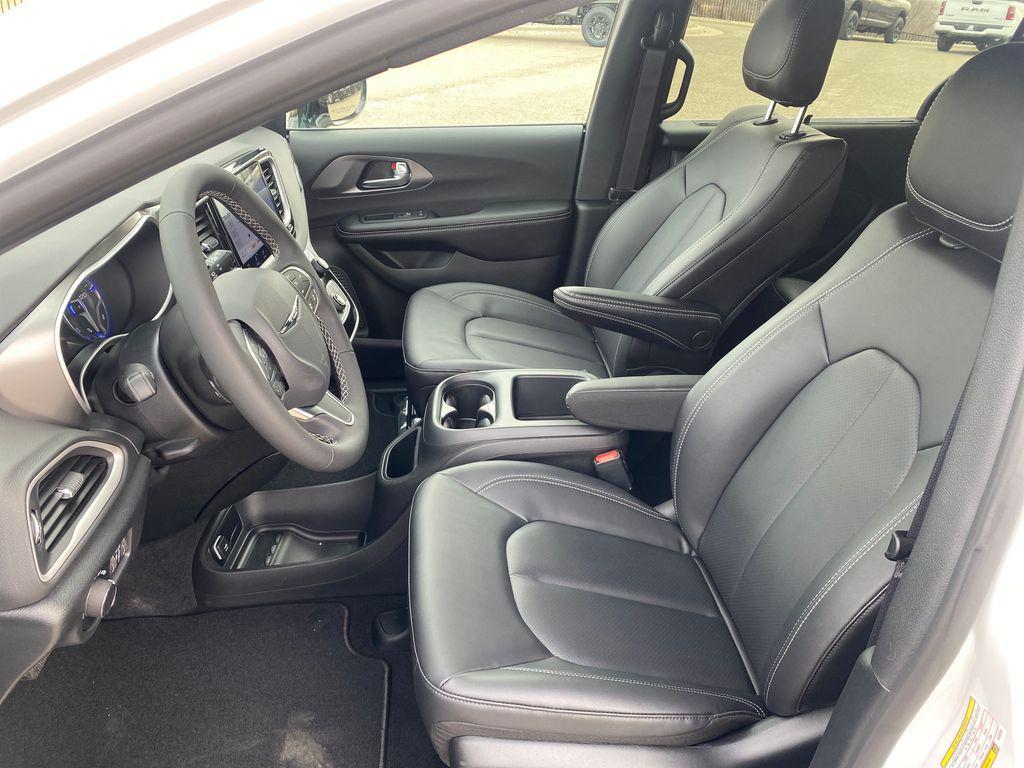 new 2026 Chrysler Voyager car, priced at $43,115