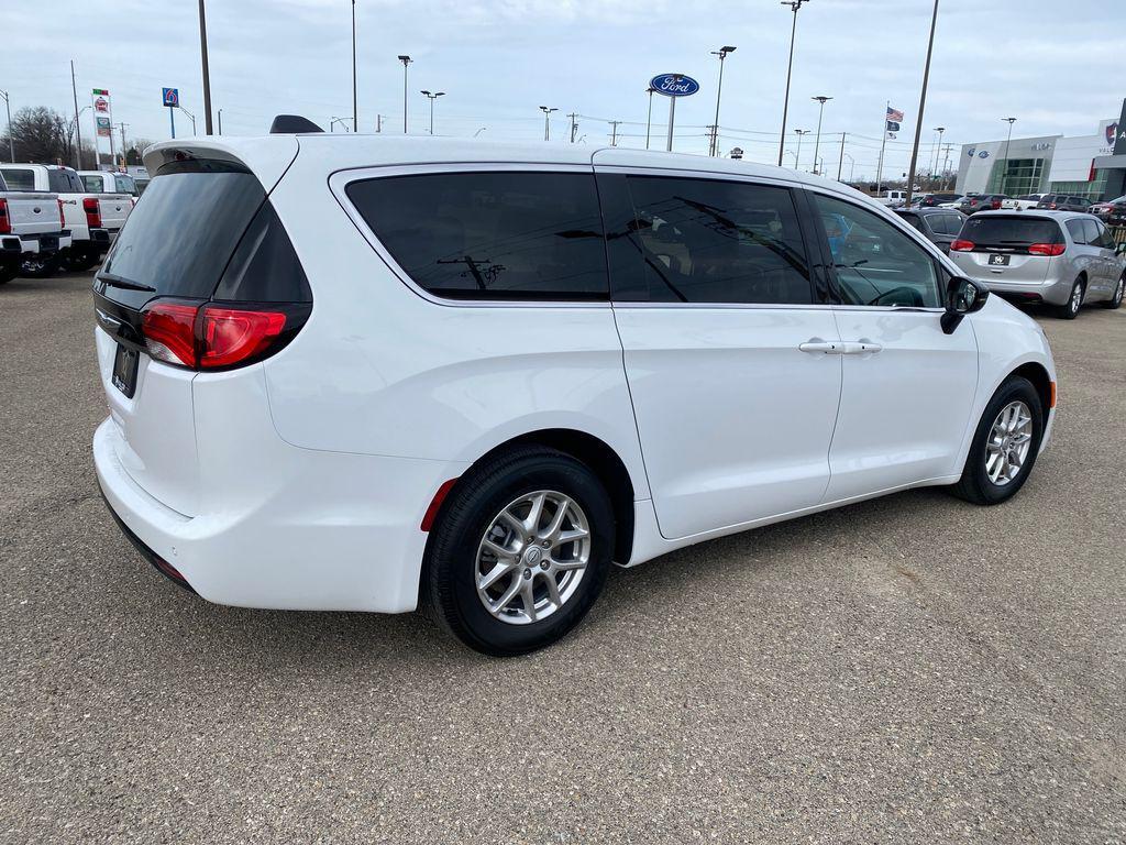 new 2026 Chrysler Voyager car, priced at $43,115