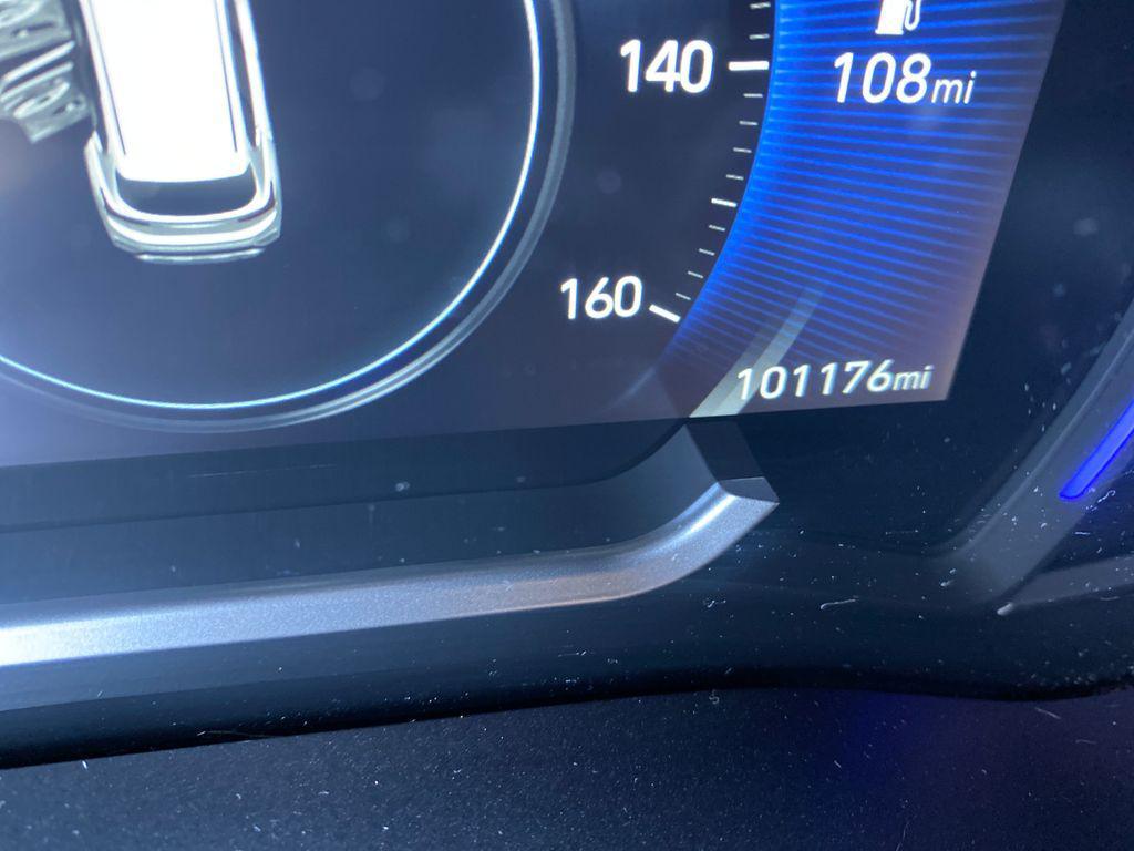 used 2020 Hyundai Santa Fe car, priced at $13,990