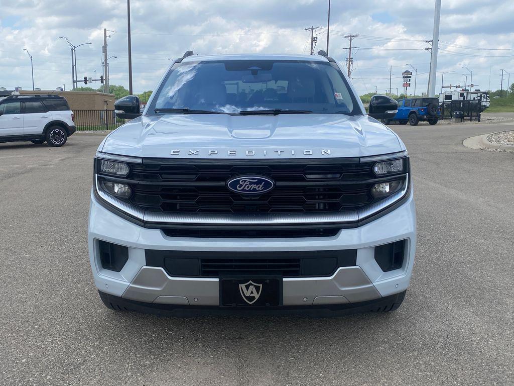 used 2025 Ford Expedition car, priced at $68,990