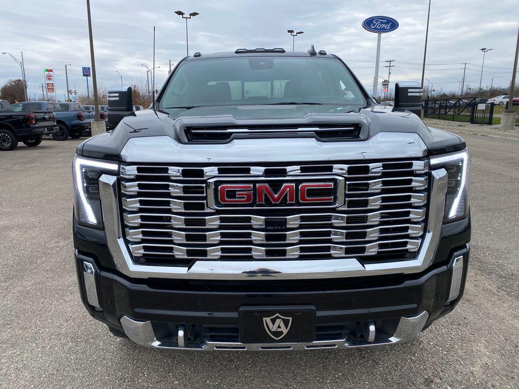 used 2024 GMC Sierra 2500 car, priced at $66,650