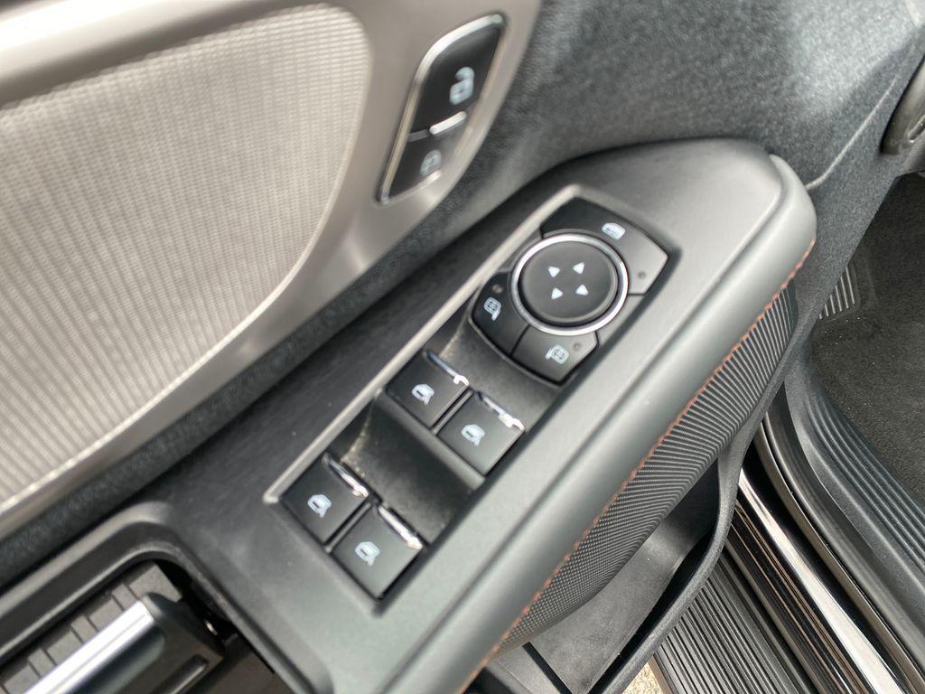 used 2025 Ford Expedition Max car, priced at $58,890