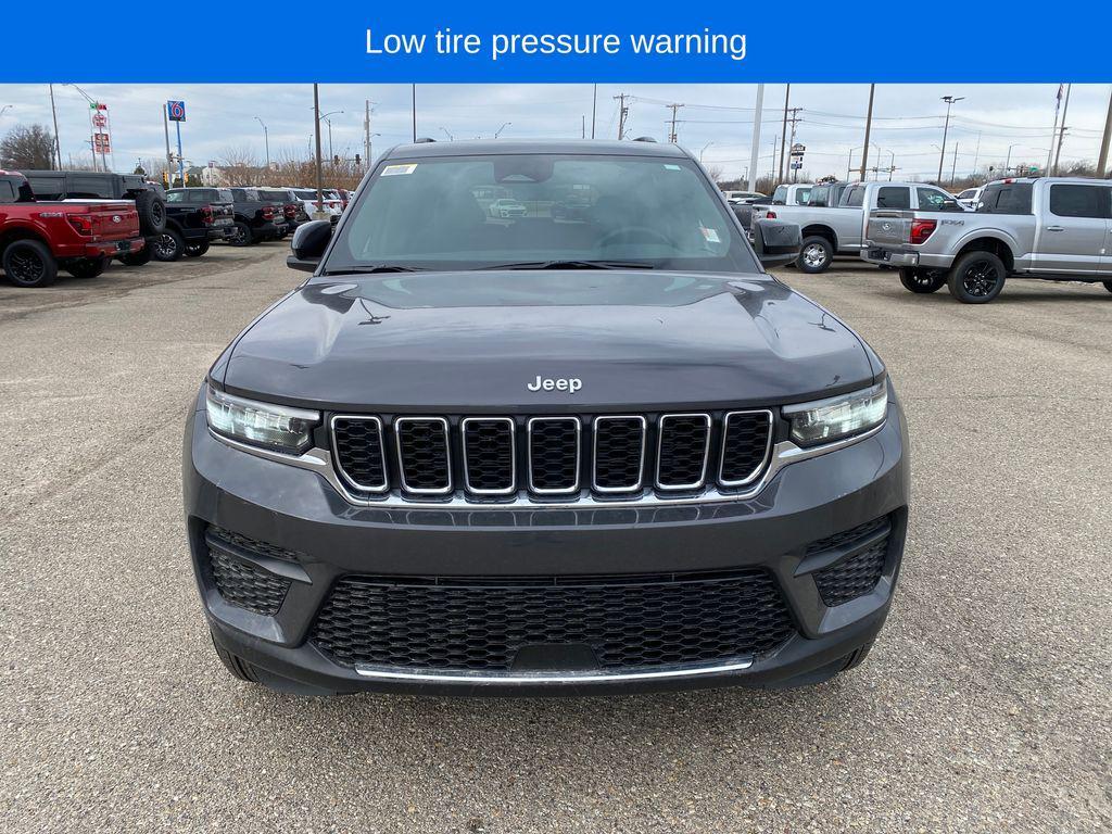 new 2025 Jeep Grand Cherokee car, priced at $43,500
