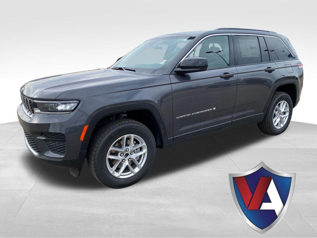 new 2025 Jeep Grand Cherokee car, priced at $43,500