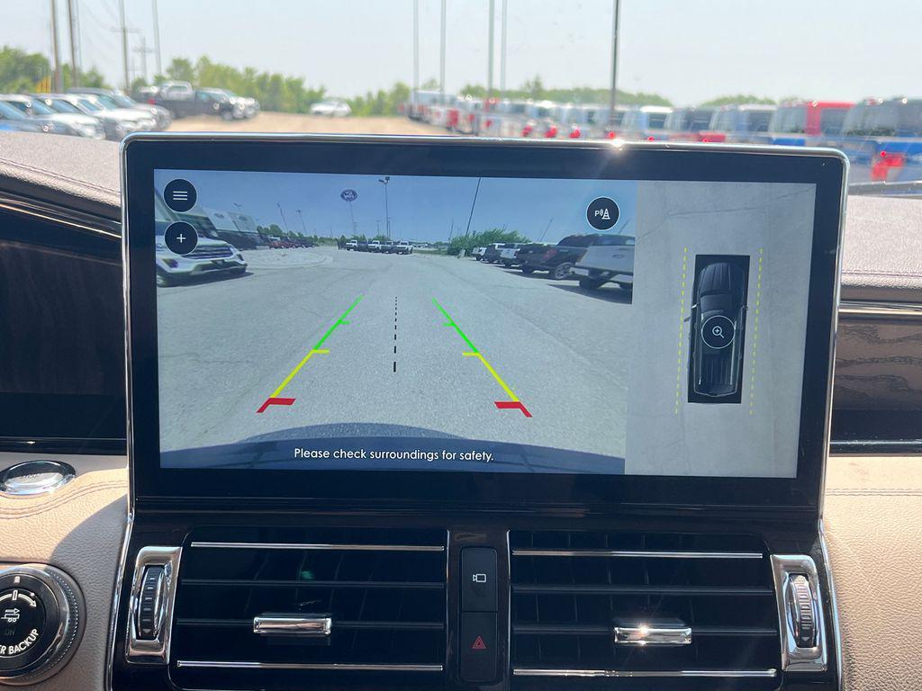 used 2024 Lincoln Navigator car, priced at $60,888