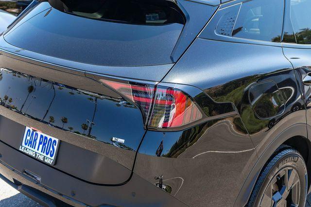 new 2026 Kia Sportage Plug-In Hybrid car, priced at $39,770