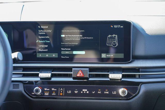 new 2026 Kia Sportage Plug-In Hybrid car, priced at $40,485