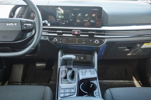 new 2026 Kia Sportage car, priced at $29,070