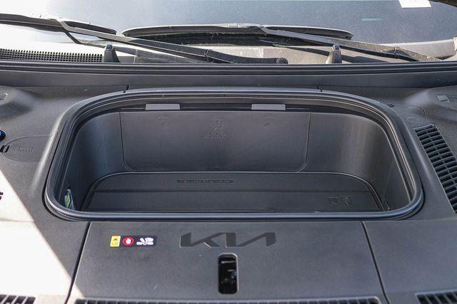 new 2026 Kia EV9 car, priced at $68,015