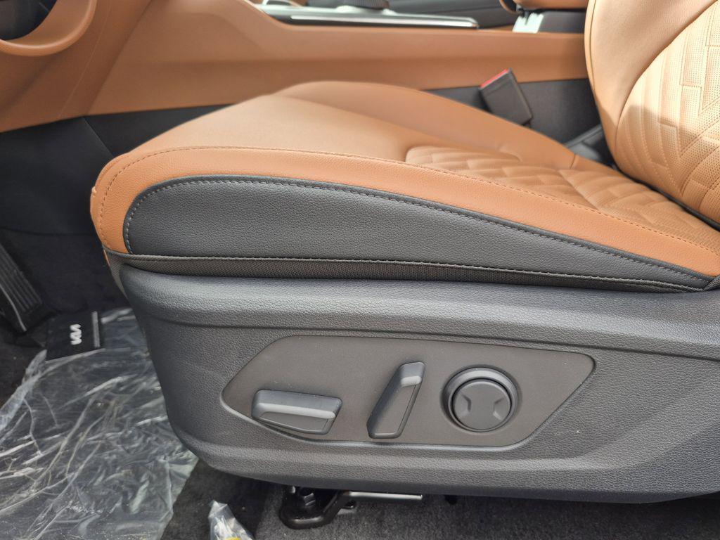 new 2026 Kia Sportage Plug-In Hybrid car, priced at $40,416