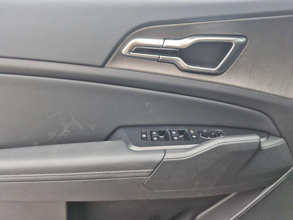 new 2026 Kia Sportage car, priced at $40,009