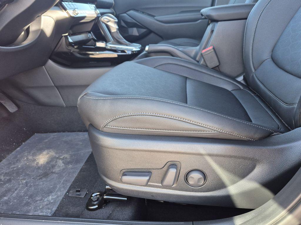 new 2026 Kia Seltos car, priced at $30,334