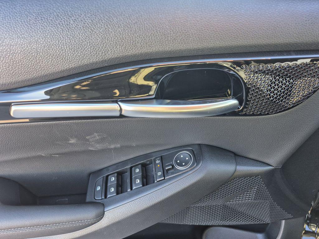 new 2026 Kia Seltos car, priced at $30,334