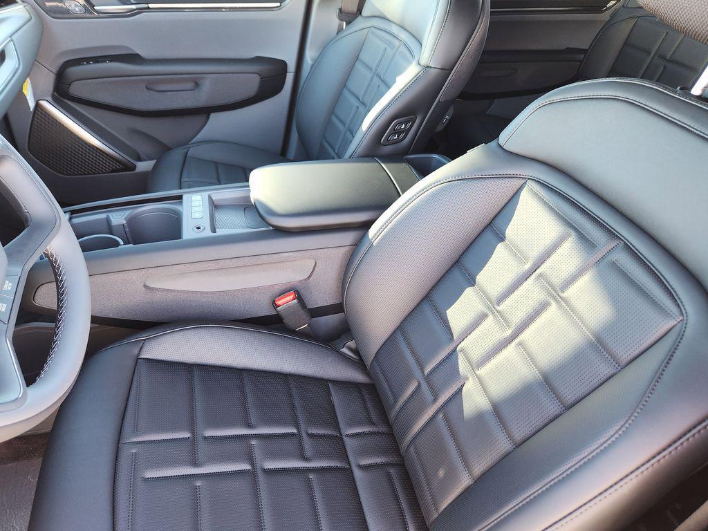 new 2026 Kia EV9 car, priced at $58,216