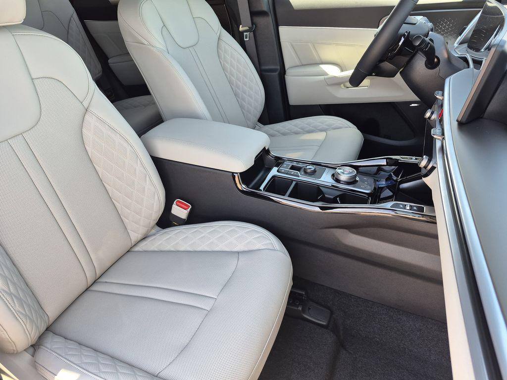 new 2026 Kia Sorento Hybrid car, priced at $47,164