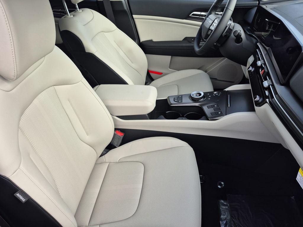 new 2026 Kia Sportage Hybrid car, priced at $34,358