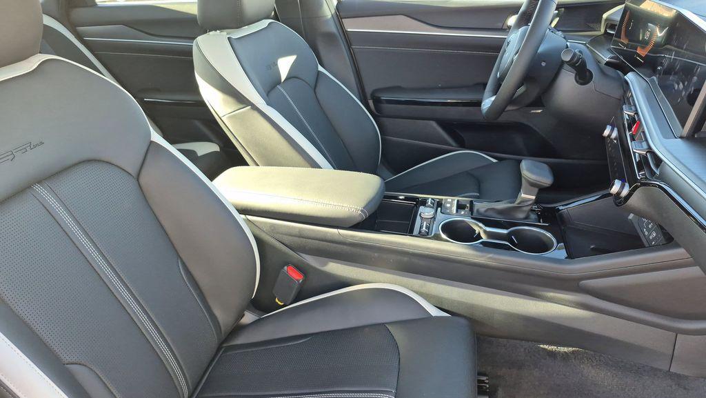 new 2026 Kia K5 car, priced at $31,937