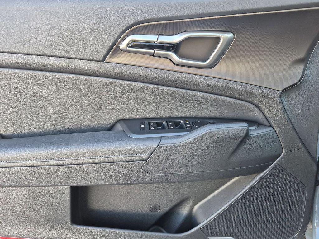 new 2026 Kia Sportage Hybrid car, priced at $35,373