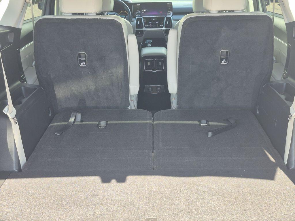 used 2023 Kia Sorento car, priced at $29,987