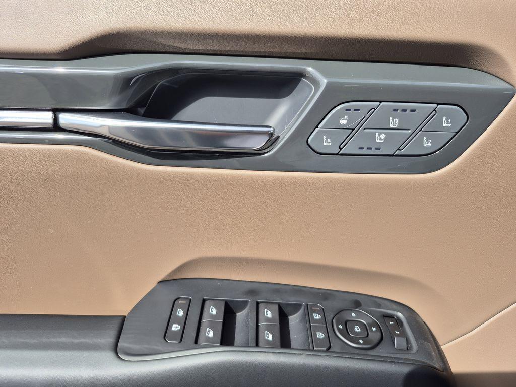 new 2026 Kia EV9 car, priced at $64,151