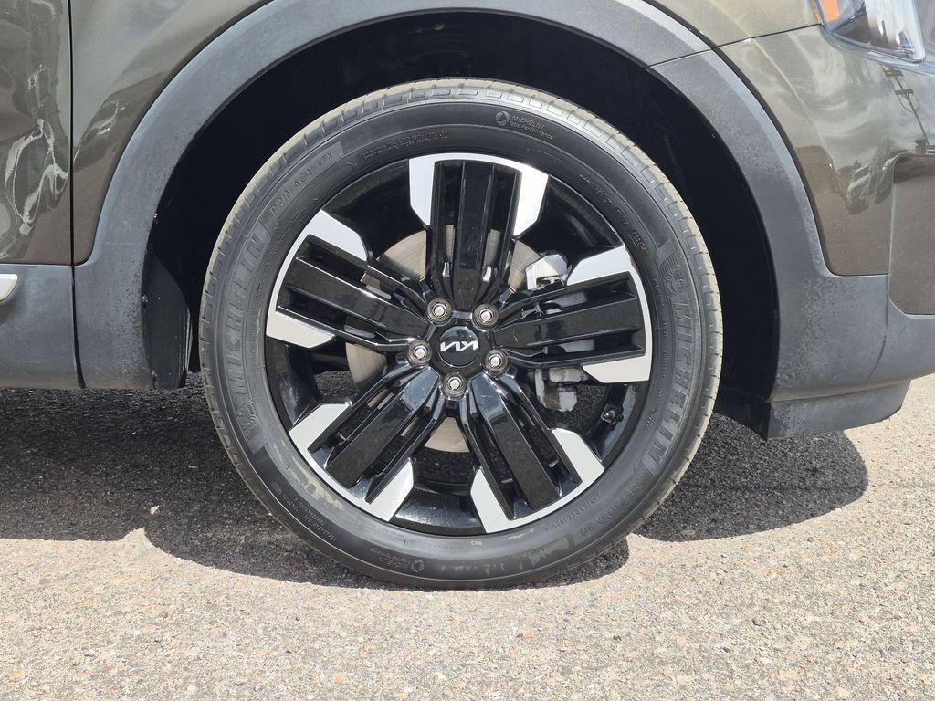 used 2023 Kia Telluride car, priced at $40,000