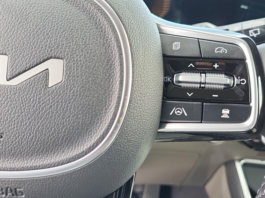 new 2026 Kia Carnival Hybrid car, priced at $43,094