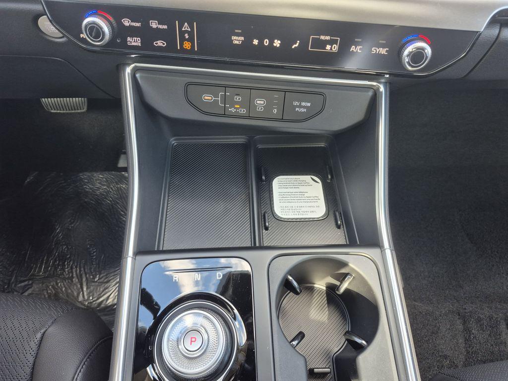 new 2026 Kia Carnival Hybrid car, priced at $53,189