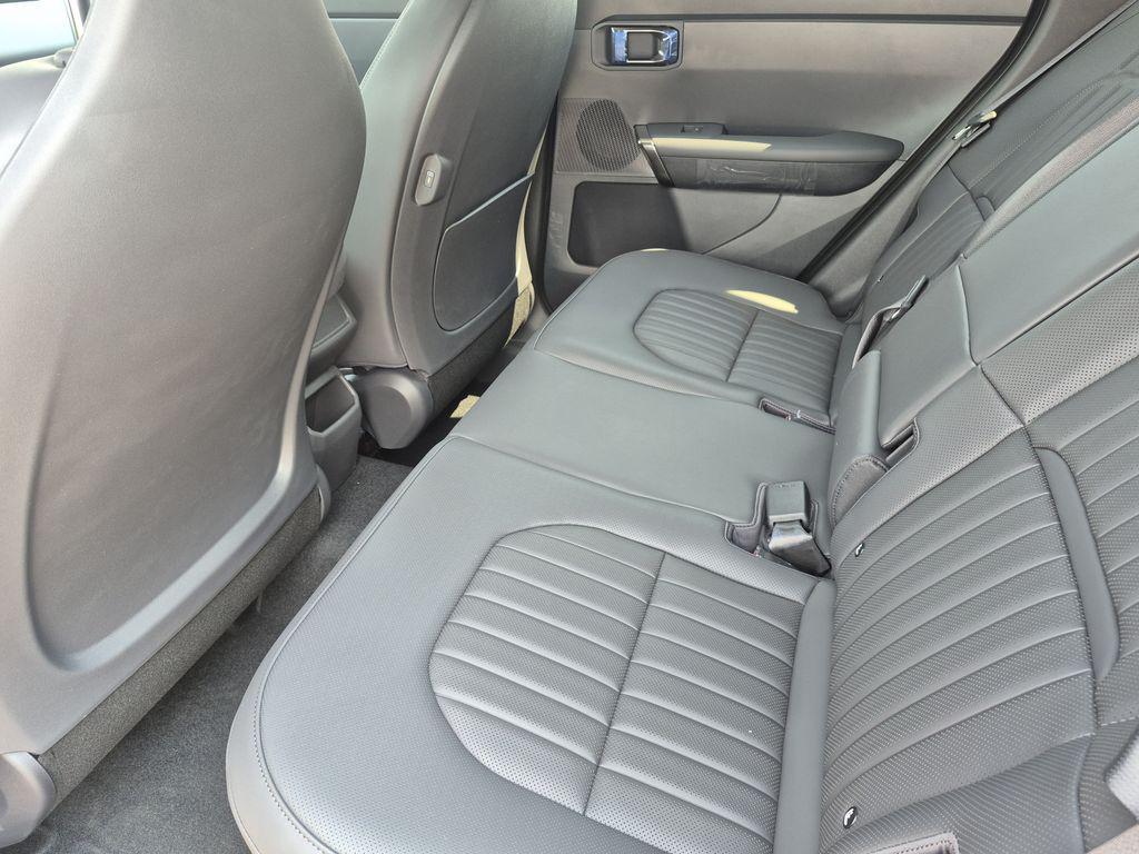 new 2027 Kia Seltos car, priced at $32,049