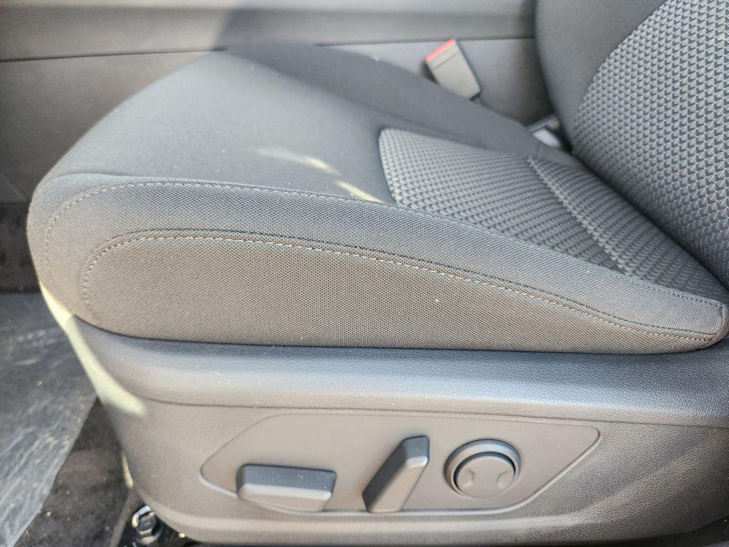 new 2026 Kia Sportage car, priced at $34,034