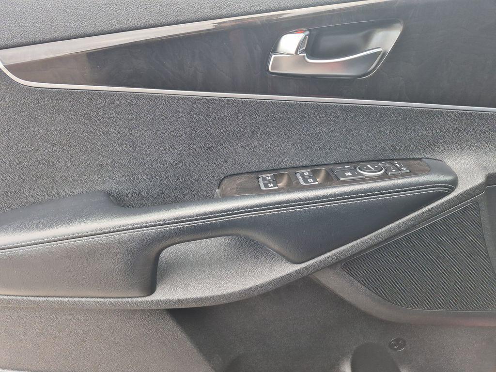 used 2016 Kia Sorento car, priced at $13,000