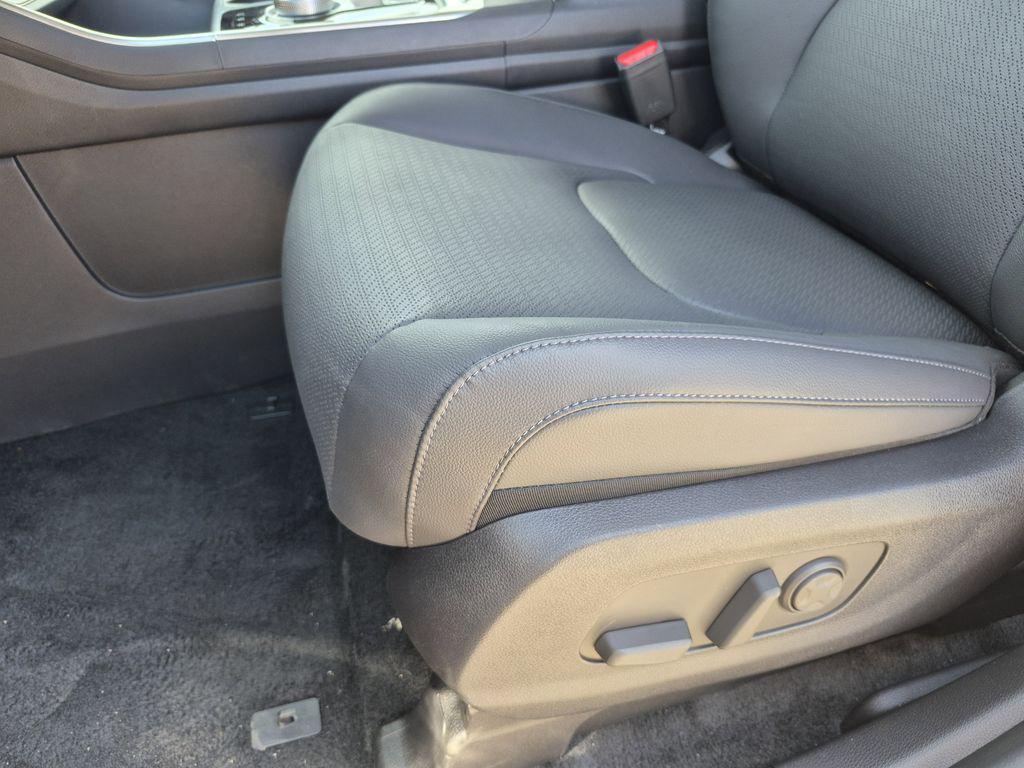 new 2026 Kia Carnival Hybrid car, priced at $50,669