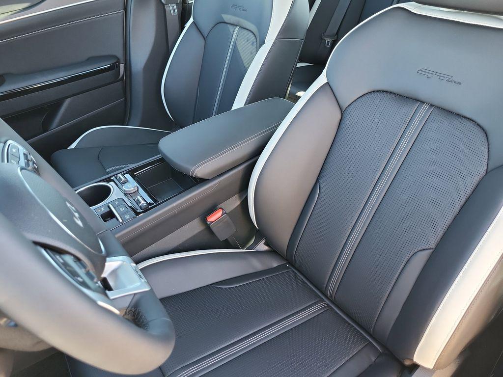 new 2026 Kia K5 car, priced at $30,249