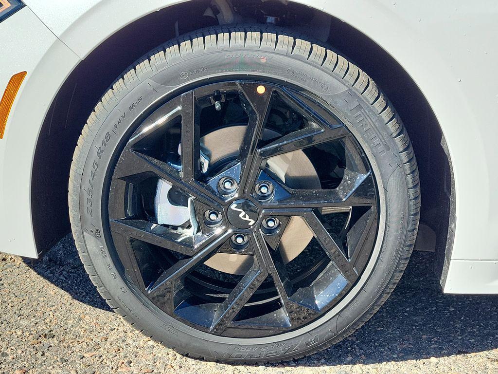 new 2026 Kia K5 car, priced at $30,249