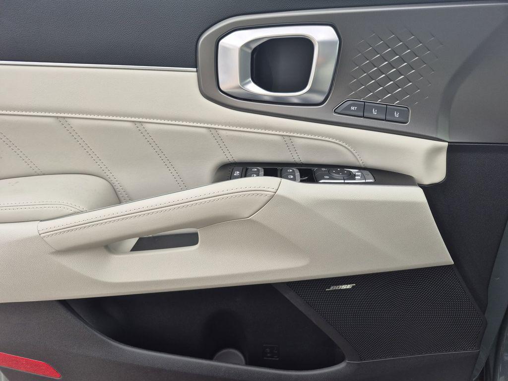 new 2026 Kia Sorento Plug-In Hybrid car, priced at $49,330