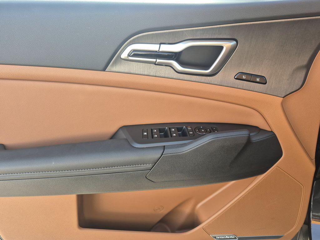 new 2026 Kia Sportage car, priced at $37,204