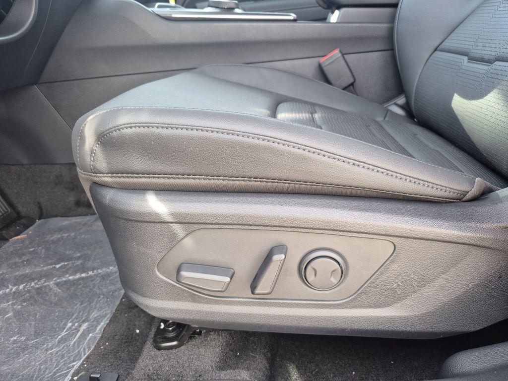 new 2026 Kia Sportage Hybrid car, priced at $40,433