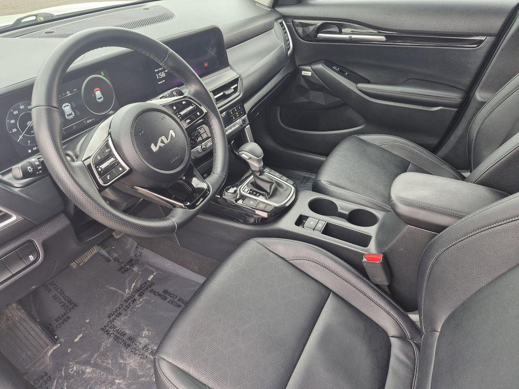used 2024 Kia Seltos car, priced at $25,000