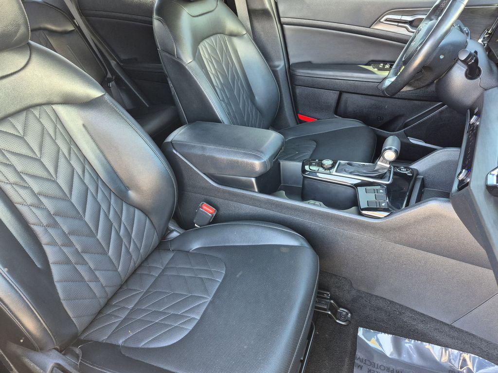 used 2024 Kia Sportage car, priced at $31,000