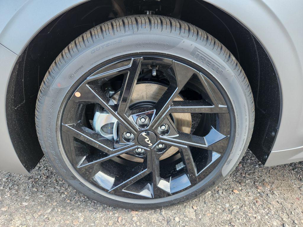 new 2026 Kia K5 car, priced at $30,437