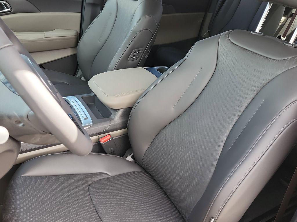 new 2026 Kia Carnival car, priced at $40,364