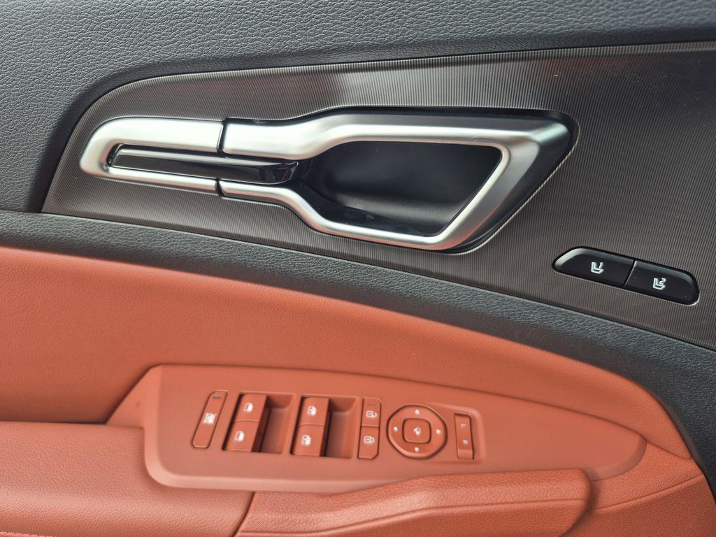 new 2026 Kia Sportage car, priced at $39,199